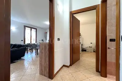 Casa in vendita, Via Castelletto, Pozzolengo