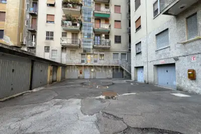 Garage for sale, Via dei Biancospini, Milano