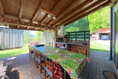 Casa Indipendente in vendita, Via Provinciale, Marchirolo