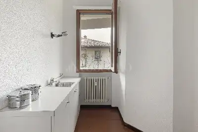 Ufficio in vendita, Via Milano, Cantù