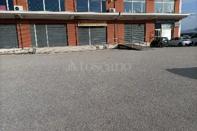 Negozio in affitto, Via Sandro Pertini Avezzano, Avezzano
