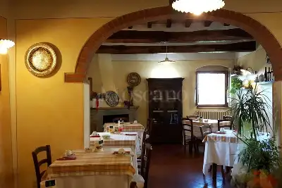 Villa Plurifamiliare in vendita, Via San Giusto, Serravalle Pistoiese