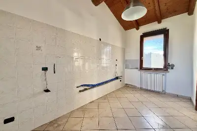 Casa in vendita, Via San Chiara, Peschiera del Garda