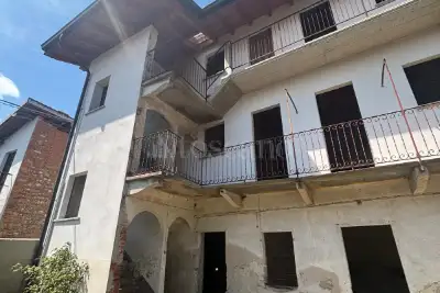 Casale in vendita, Via Santo Stefano, Oleggio