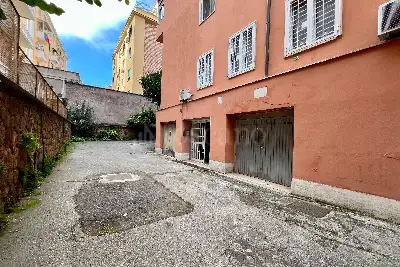 Laboratorio in vendita, Via Montepulciano, Roma