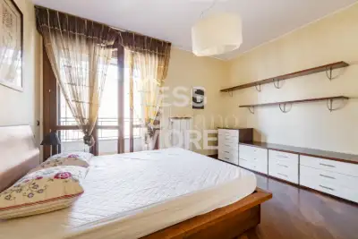 Casa in vendita, Via San Giuseppe Cottolengo, Milano