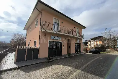 Negozio in vendita, Strada Statale 17 bis - Paganica, L'Aquila