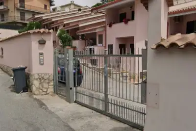 Villino a Schiera in vendita, Via Ildebrando della Giovanna, Roma
