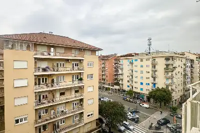 Casa in vendita, Via Statilio Ottato, Roma