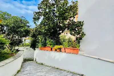 Villino a Schiera in affitto, Via Maffeo Vegio, Roma