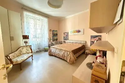 Casa in vendita, Via Vincenzo Bellini, Firenze