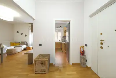 Casa in vendita, Via Filippo Meda, Roma
