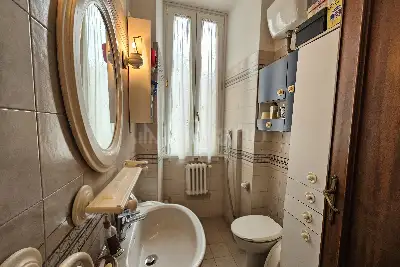 Casa in vendita, Via Magnagrecia, Roma