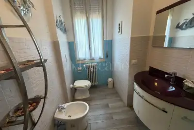 Casa in vendita, Via Pessano, Milano