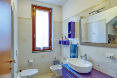 Casa in vendita, Via P. Bozzolo, Marchirolo