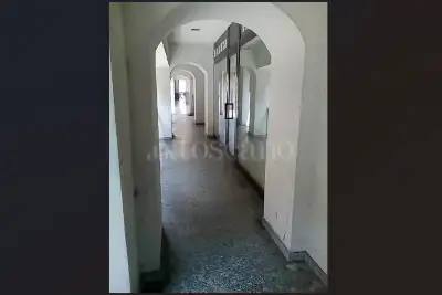 Negozio in vendita, Via Butti, Porto Ceresio