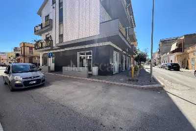 Negozio in vendita, Corso Vittorio Emanuele, , Stornara