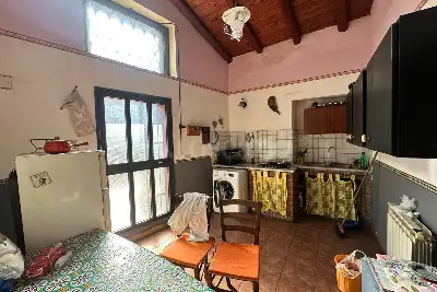Casa Indipendente in vendita, Via Santa Lucia, Mascalucia