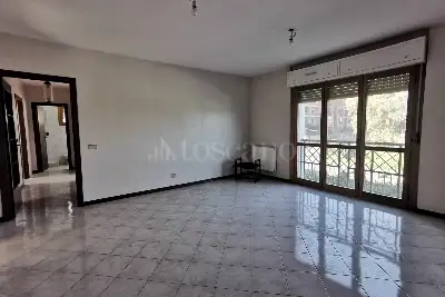 Casa in vendita, Via Gianfilippo Usellini, Roma