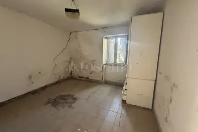 Casa Indipendente in vendita, Via delle Azalee, Pomezia