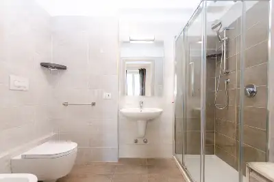 Casa in vendita, Via Carlo Farini, Milano