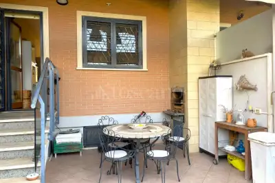 Villino a Schiera in vendita, Via Andrea Cascella, Roma