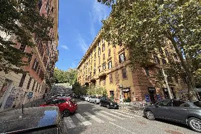 Casa in vendita, Piazza Ippolito Nievo, Roma