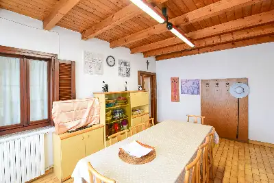 Casa in vendita, Via Ettore Brambilla, Cantù