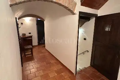 Casa Indipendente in vendita, Via Umberto I, Cremolino