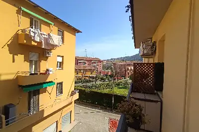 Casa in vendita, Via G. Garibaldi, Casalecchio di Reno