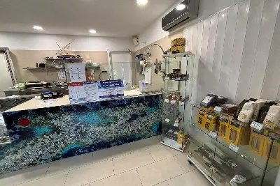 Negozio in vendita, Piazza San Francesco, Bollate