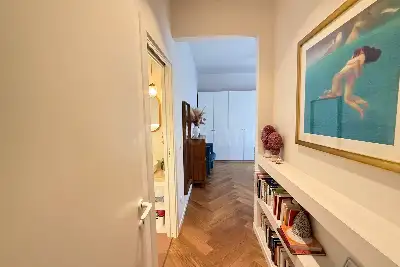 Casa in vendita, Via Galliera, Bologna