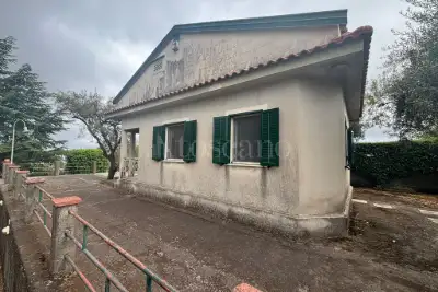 Casa Indipendente in vendita, Via Alcide De Gasperi, Pedara