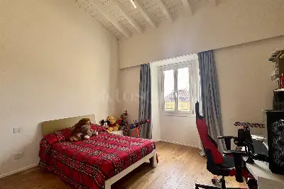 Villino a Schiera in vendita, Via Antonio Pacinotti, Prato