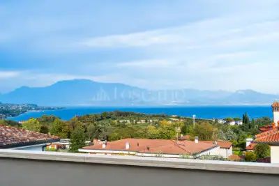 Attico in vendita, Via Barcuzzi, Lonato del Garda