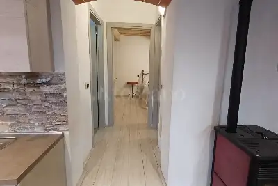 Casa in vendita, via garibaldi 11, Radicondoli