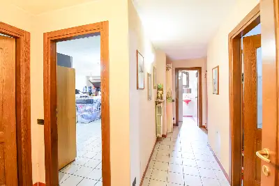 Villa in vendita, Via Edmondo De Amicis, Fino Mornasco