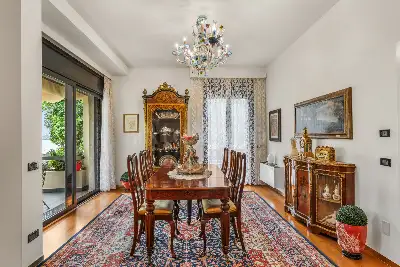 Villa in vendita, LUNGOLAGO CESARE BATTISTI, Desenzano del Garda