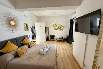 Casa in vendita, Via Cipro, Roma