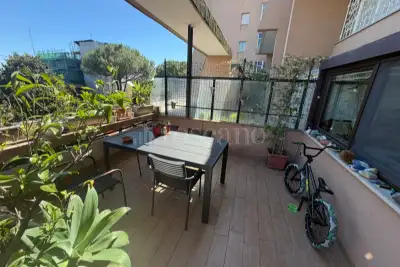Casa in vendita, Via Elio Lampridio Cerva, Roma