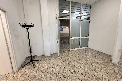 Magazzino in affitto, Viale Vittorio Veneto, Catania