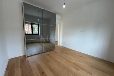Casa in affitto, Via Prassitele, Roma