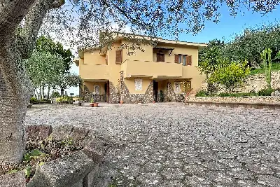 Villa in vendita, Traversa Monte Furru 21, Sassari