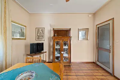 Villa in vendita, Via Scuole, Desenzano del Garda