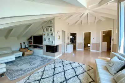 Casa in vendita, Via Ugo Foscolo, Brescia