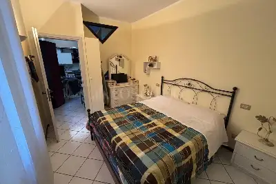 Casa in vendita, Via G. Mazzini, Biandronno