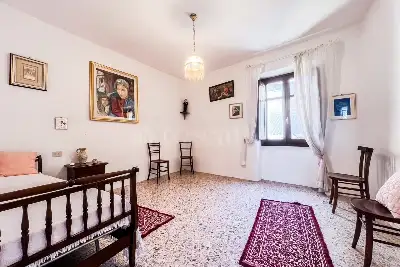 Casa Indipendente in vendita, via Umberto 11, Tula