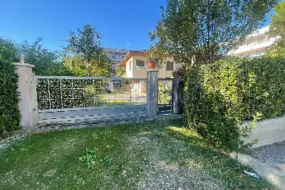 Casa Indipendente in vendita, Via Taormina 26, Martinsicuro, Martinsicuro