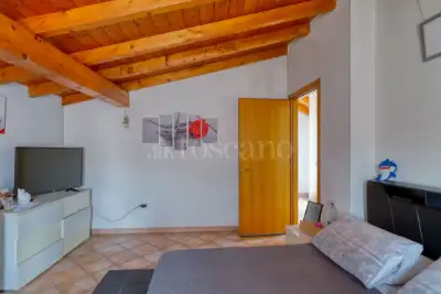 Casa Indipendente in vendita, Via Pasubio, Cunardo