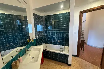 Villa Plurifamiliare in affitto, Via Nervi, Fiumicino